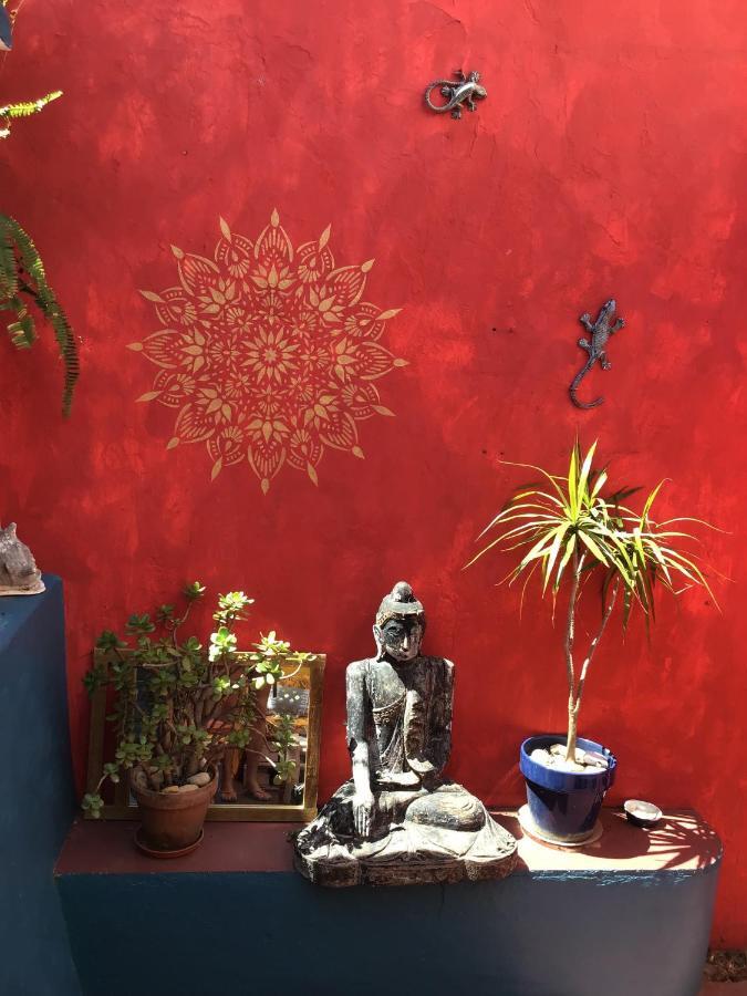 Buddha Bee - 18 To 35 Years Old Only Lagos Exterior photo